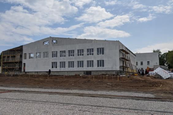 У Наталинській школі будують новий двоповерховий корпус зі спортивною та актовою залами
