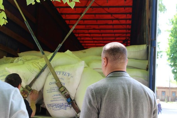 Громадам Харьковской области передают муку и сахар для выпечки хлеба