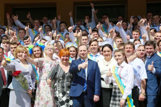 Кращі випускники шкіл області будуть закріплені за департаментами ХОДА. Ігор Райнін