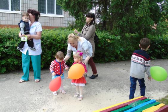 Дітей, які були евакуйовані 2 роки тому з дитячих будинків у зоні АТО, повертають до Луганської області